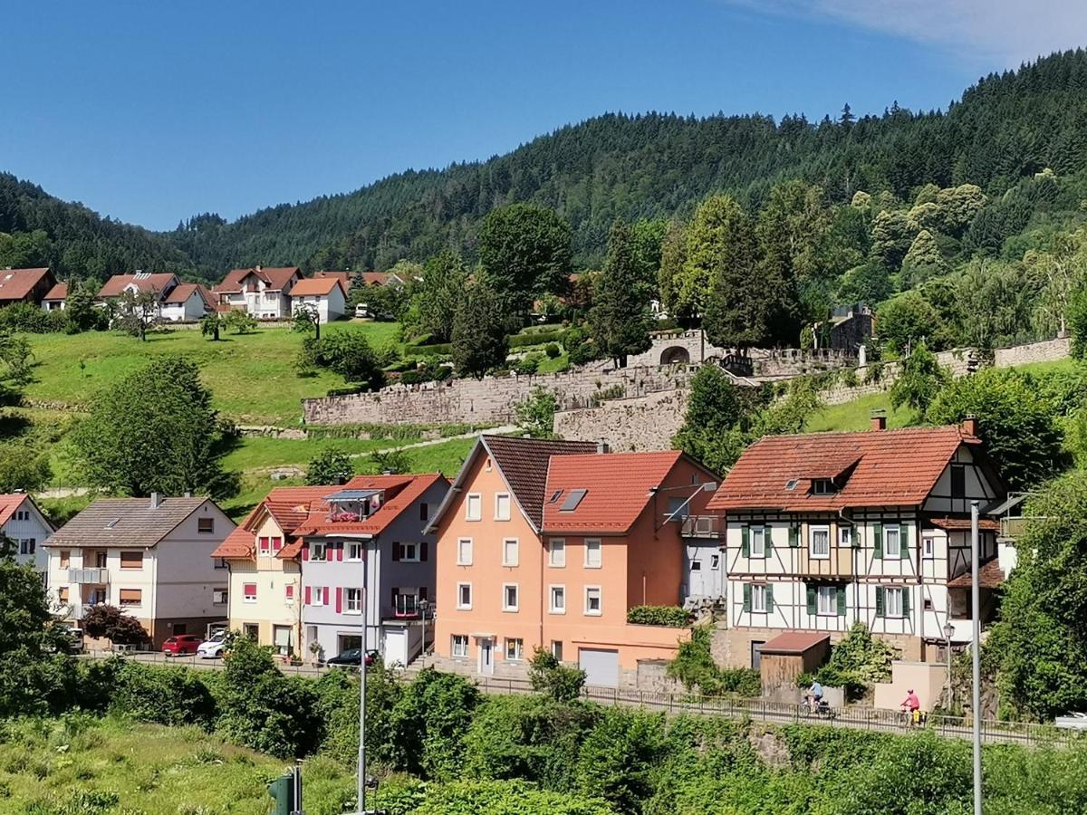 Hotel Gruener Baum - Hotel Im Murgtal, Schwarzwald Weisenbach Екстер'єр фото